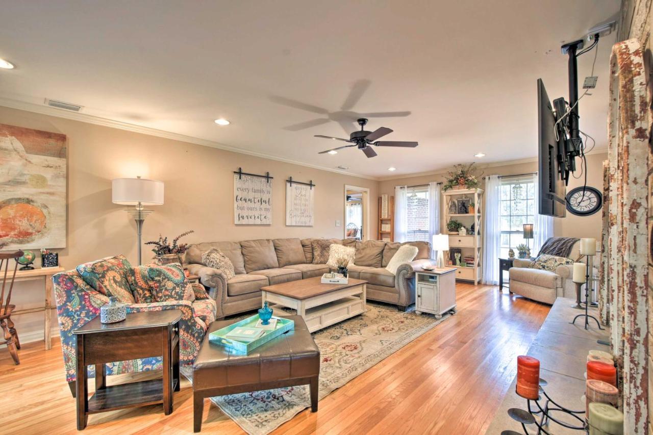 Charming Florence Getaway With Fireplace And Grill! Exterior photo