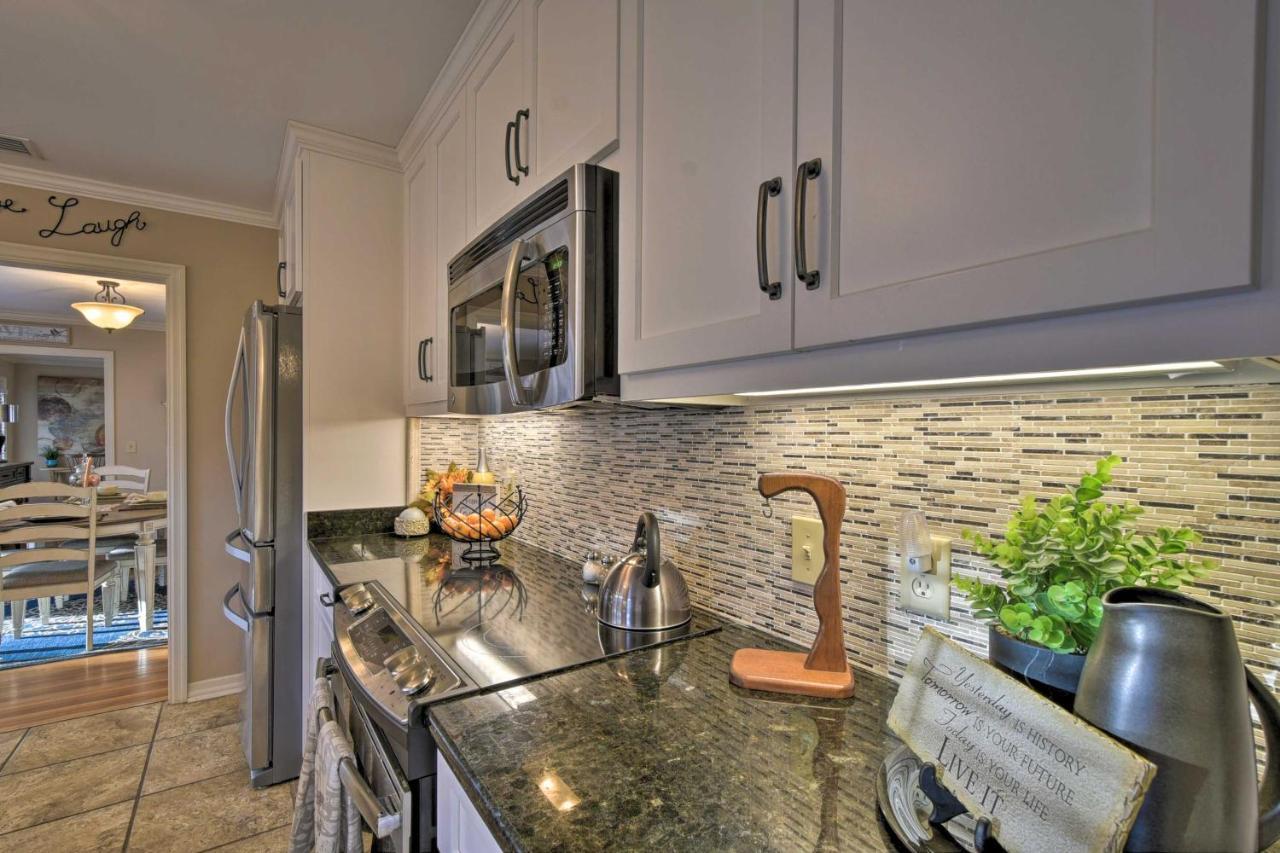 Charming Florence Getaway With Fireplace And Grill! Exterior photo